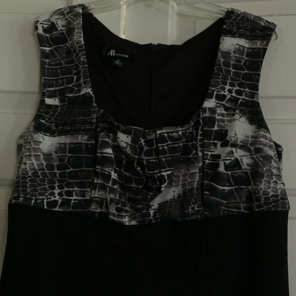 AB Studio brand knit dress - Picture 3 of 4